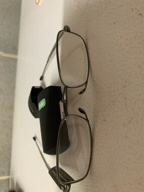 Foster Grant Foldable Rectangular Reading Glasses in Silver with Black Case